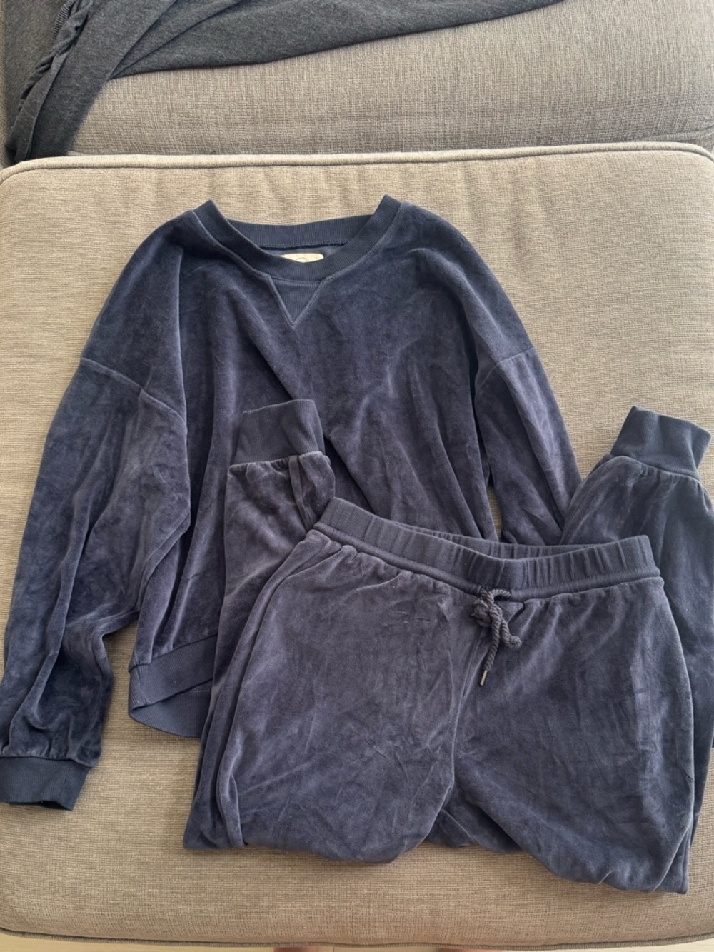 Madewell Lounge Navy tracksuit set
